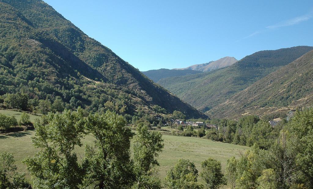 Apartamento Casovall Apartman Esterri d'Àneu Kültér fotó